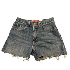 Levi’s 569 Men’s Jeans Cut-Off Shorts Size 29 Waist — Fits Teen Girl XS–S